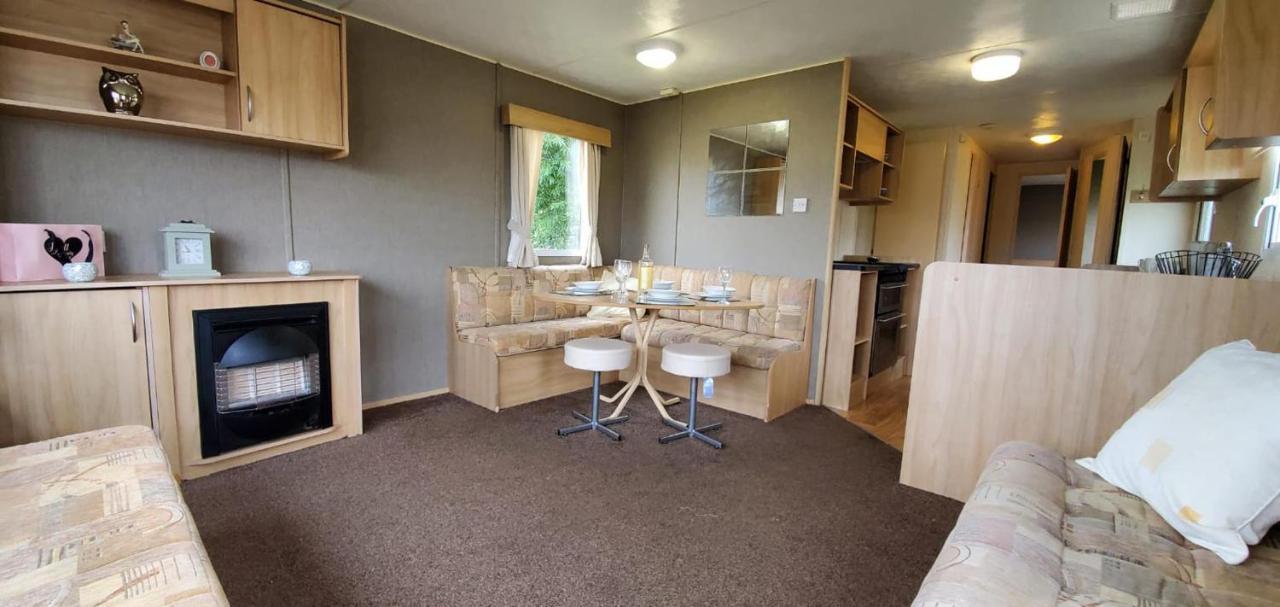 Cosy Caravan In Rhyl North Wales Eksteriør bilde